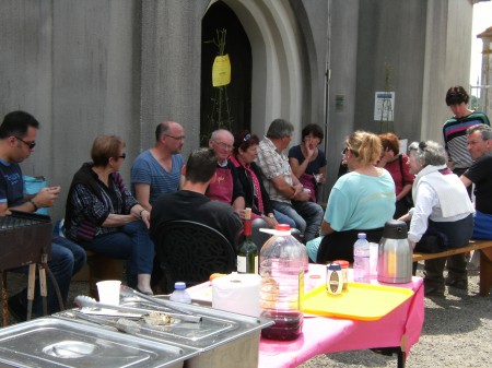 Le repos et le repas des bénévoles